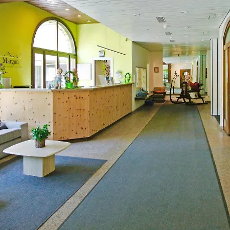 Appartement Residenza Chesa Margun 56-3 By Interhome Surlej